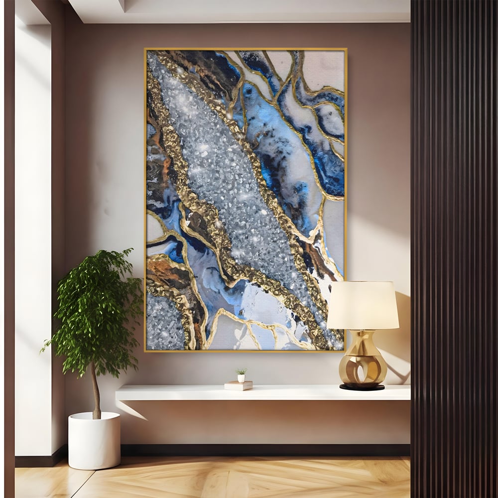 Tablou canvas cu pictura abstracta cu textura de marmura si detalii aurii, in rama de aluminiu auriu